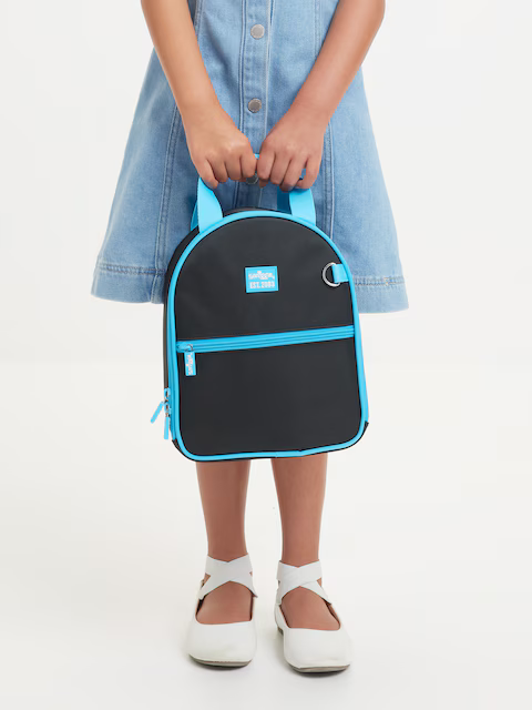 Smiggle lunch bag with backpack strap (pre order)