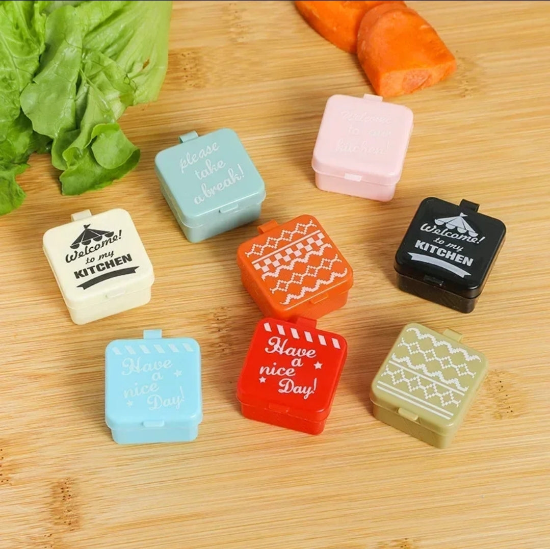 Mini Sauce Container Set