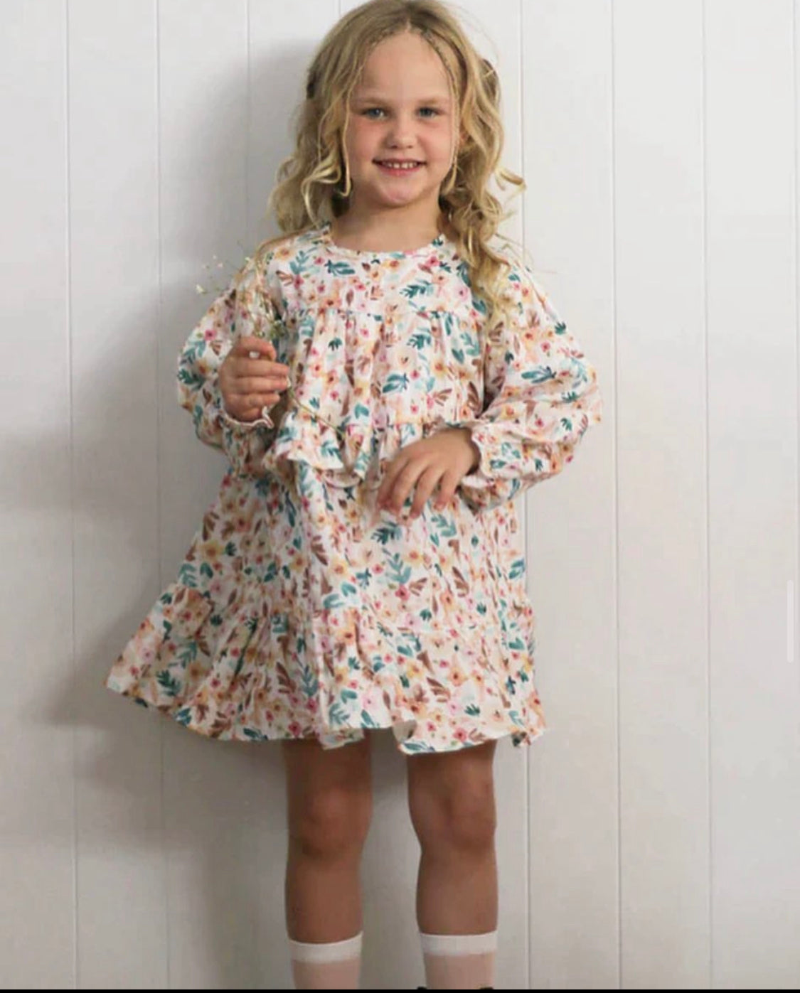 Retro floral ruffle dress